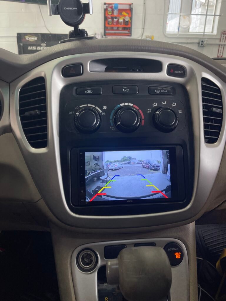 Pantalla de 9” y 7” Toyota Highlander 2000-2007 — foto 6