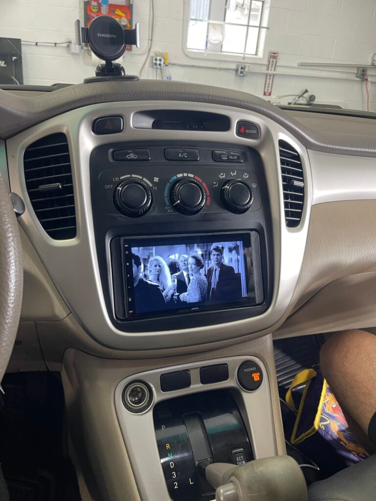 Pantalla de 9” y 7” Toyota Highlander 2000-2007 — foto 5