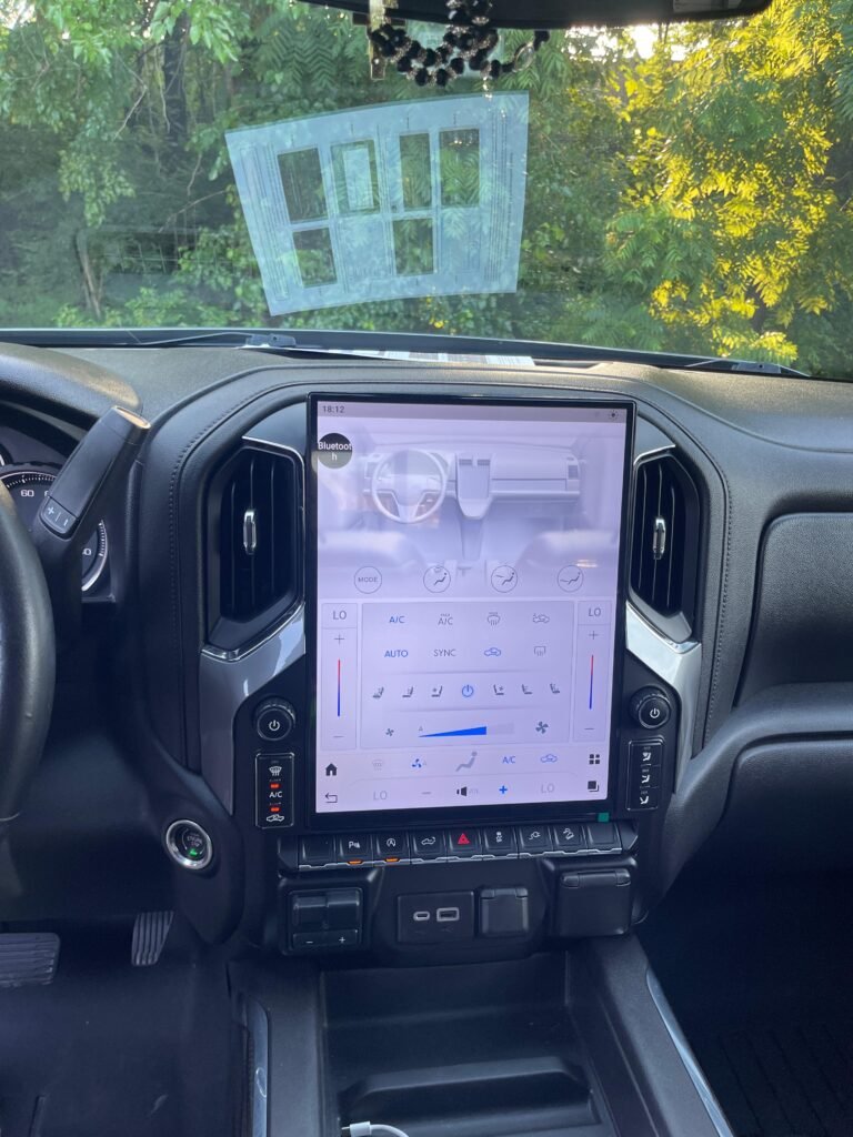 Pantalla de 15.6” Android Tesla-Style para Chevrolet Silverado / GMC Sierra (2019-2024) — foto 2
