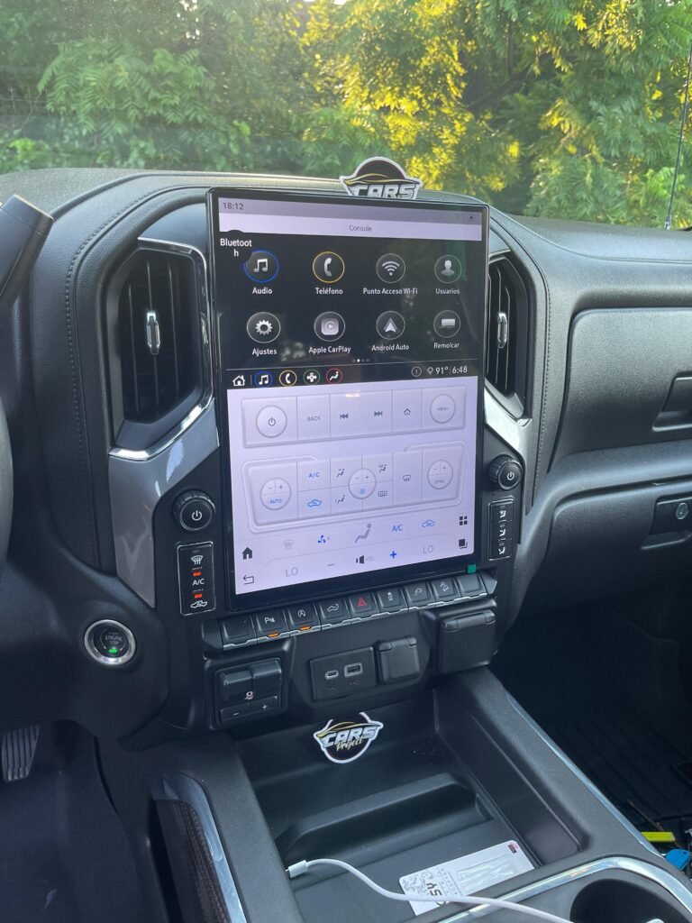 Pantalla de 15.6” Android Tesla-Style para Chevrolet Silverado / GMC Sierra (2019-2024) — foto 3